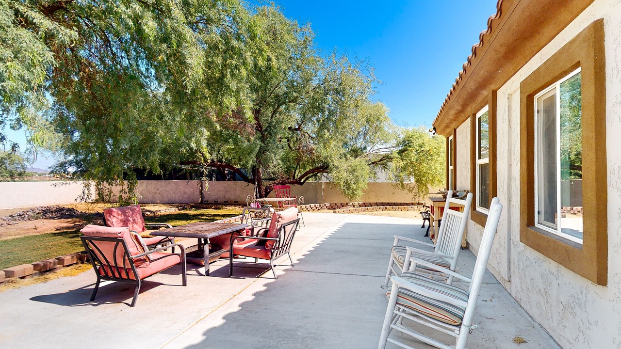 Photo of Outdoor in Estrella Village