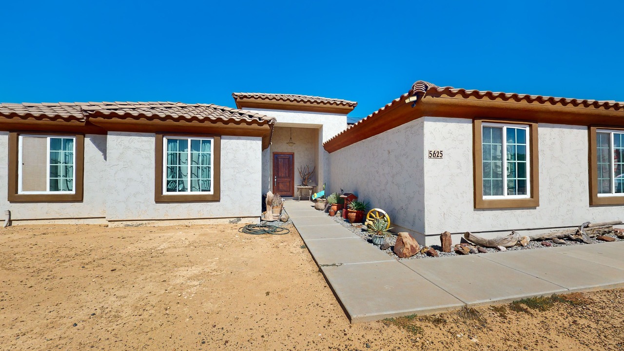 Photo of Outdoor in Estrella Village