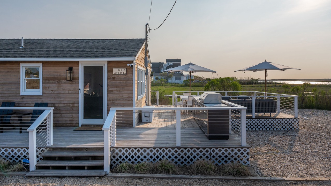 Photo of Patio Balcony in West Hampton Dunes
