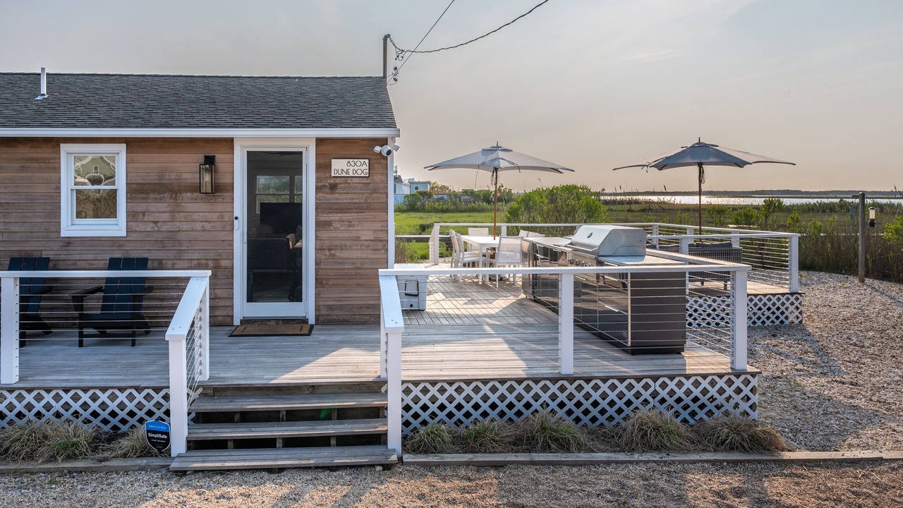 Photo of Patio Balcony in West Hampton Dunes