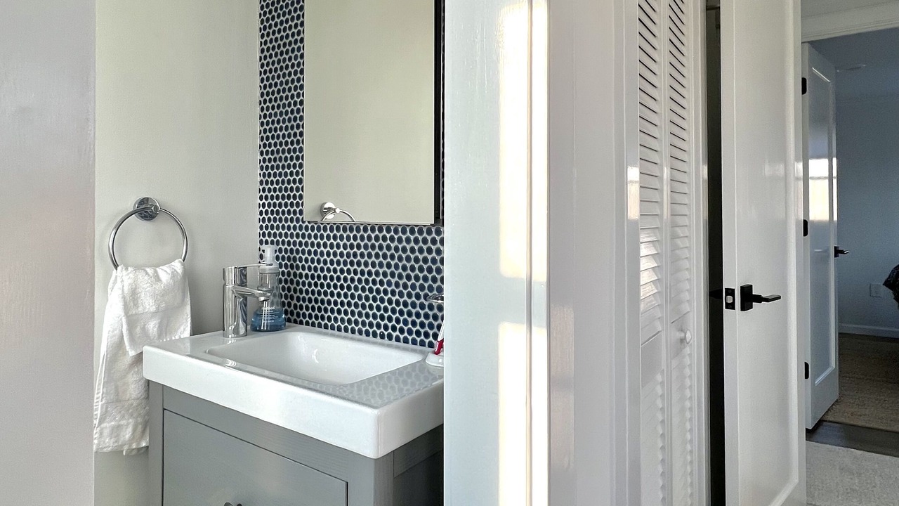 Photo of Bathroom in West Hampton Dunes