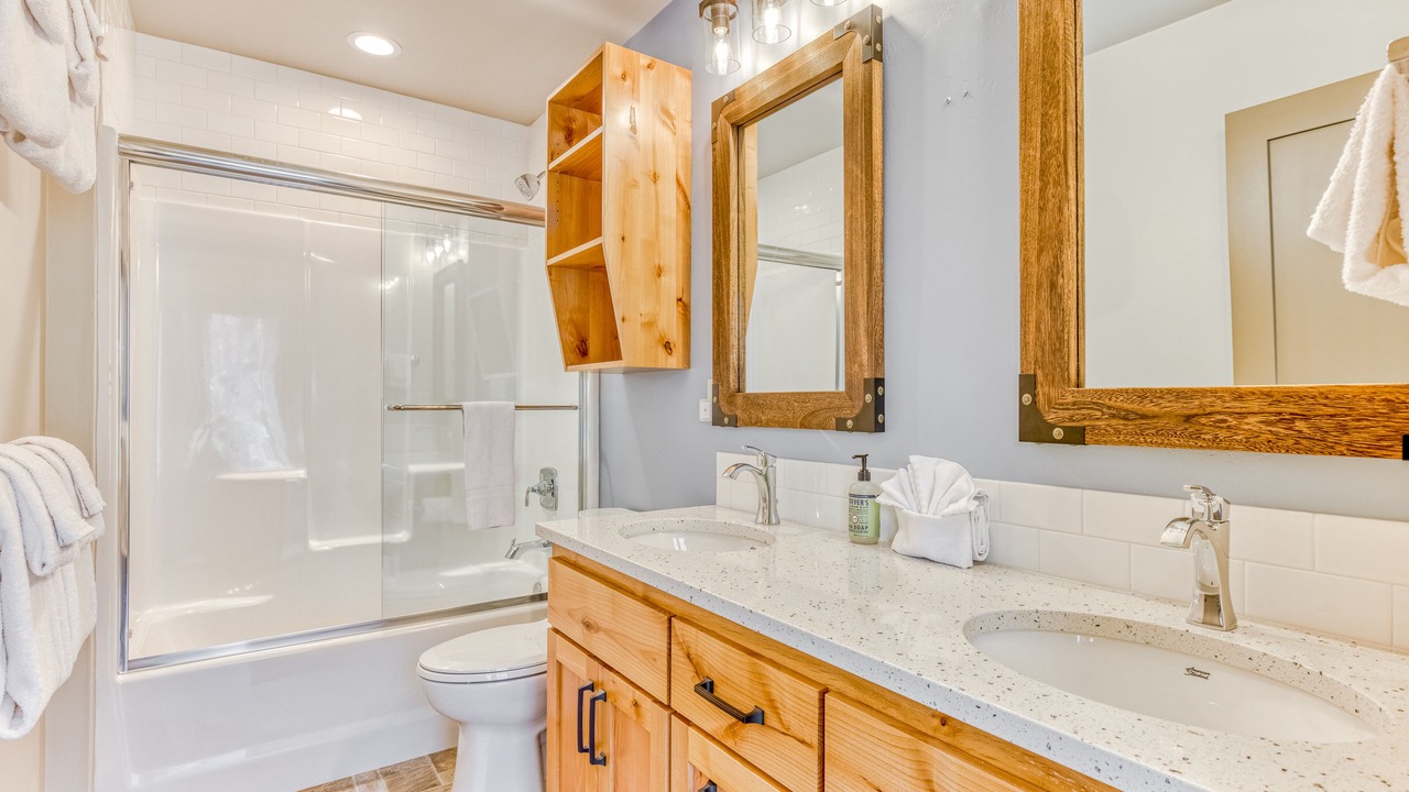 Photo of Bathroom in Vida