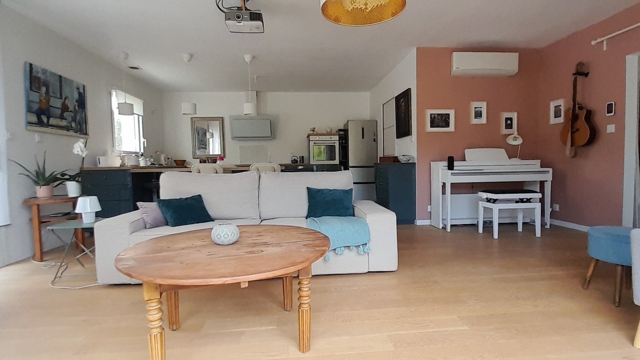 Photo of Livingroom in Daoulas