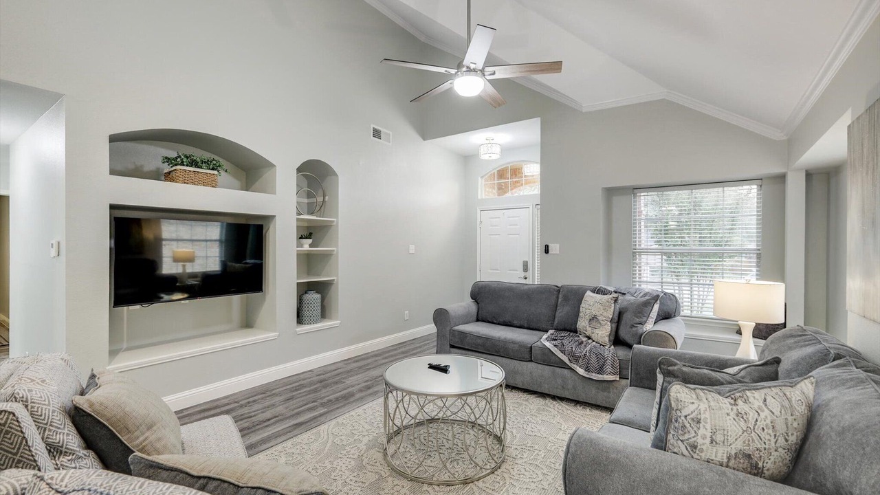 Photo of Livingroom in Lewisville