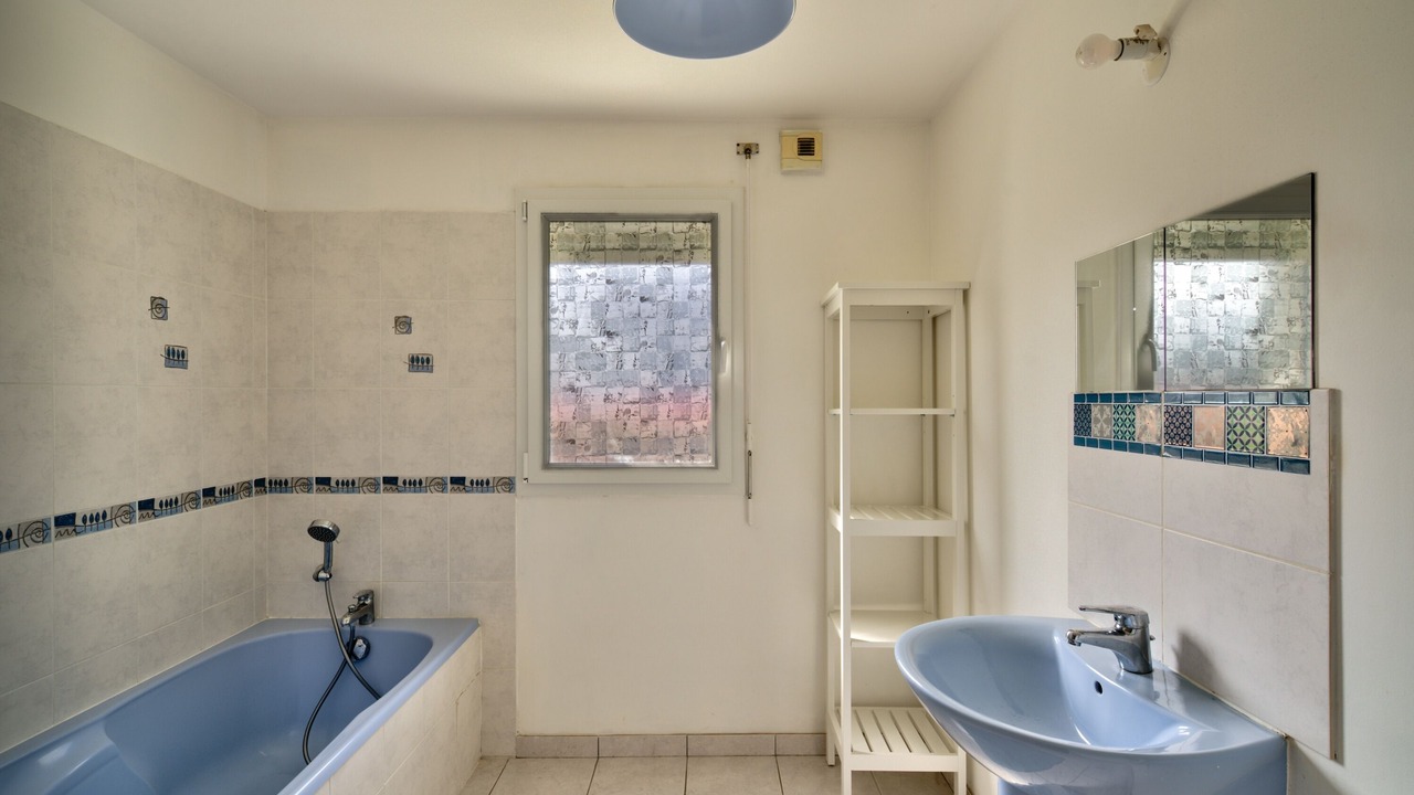 Photo of Bathroom in Saint-Nic