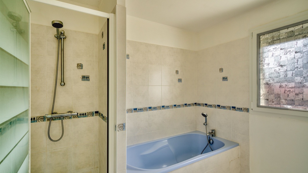 Photo of Bathroom in Saint-Nic