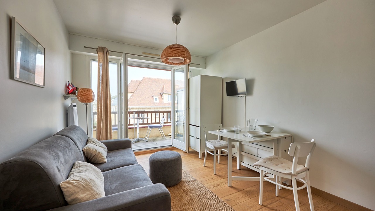 Photo of Livingroom in Saint-Regnobert-de-la-Cote-de-Nacre