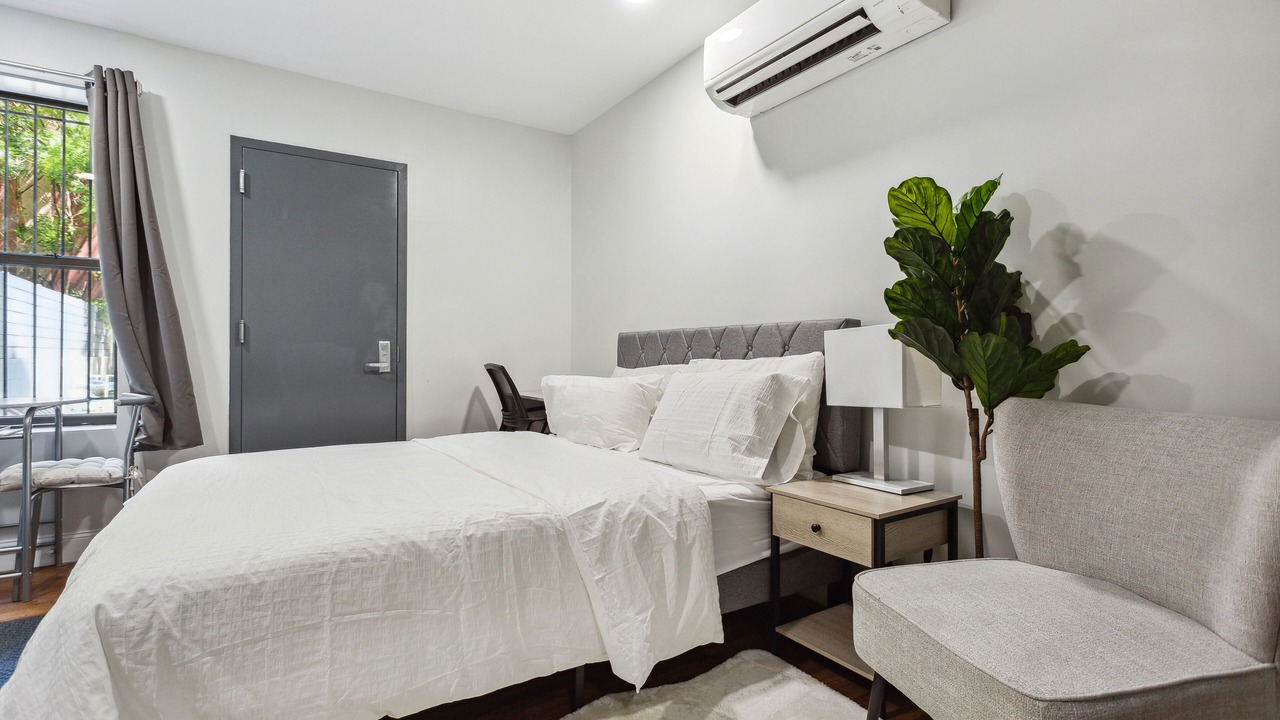 Photo of Bedroom in Harlem