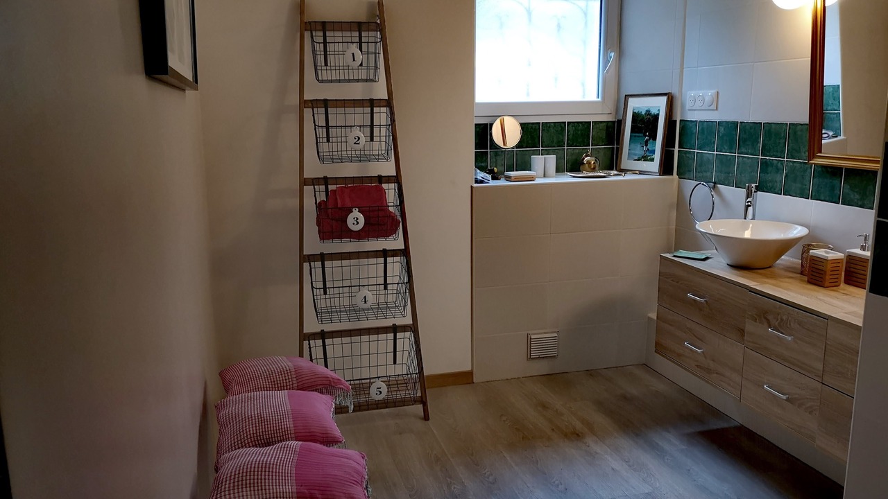 Photo of Bathroom in La Roque-Gageac