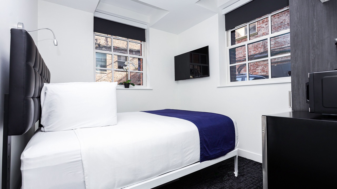 Photo of Bedroom in Fenway–Kenmore