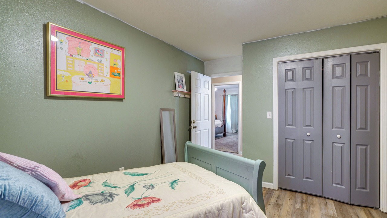 Photo of Bedroom in St. James