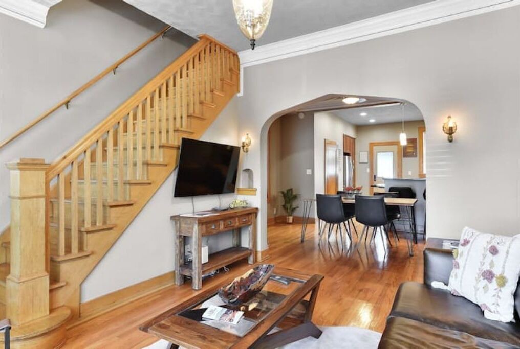 Photo of Livingroom in Little Italy