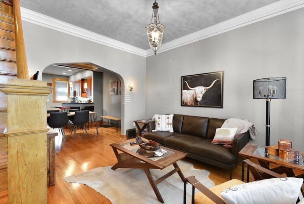 Photo of Livingroom in Little Italy
