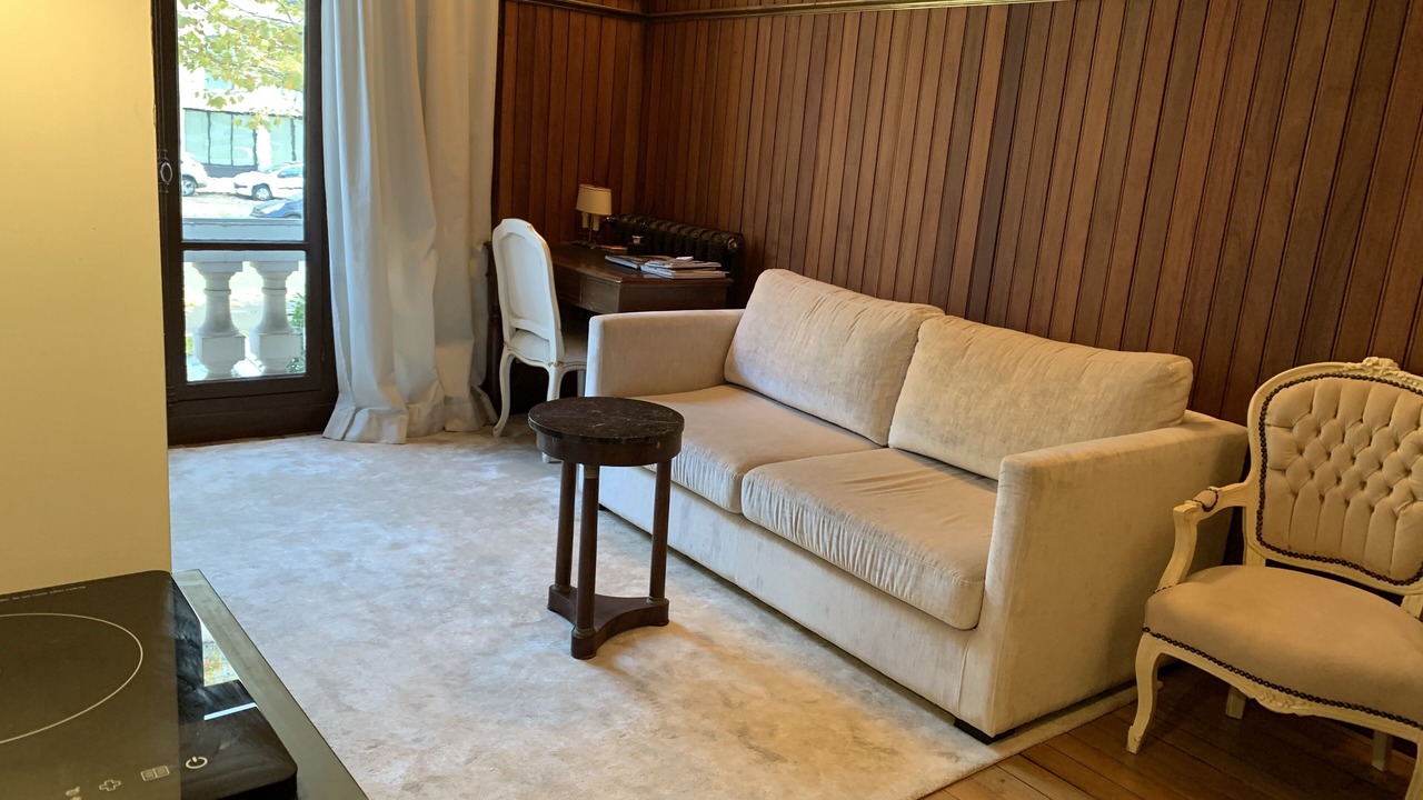 Photo of Livingroom in Quartier de l'Ecole-Militaire