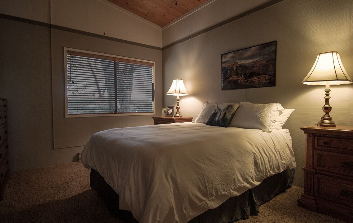 Photo of Bedroom in Groveland