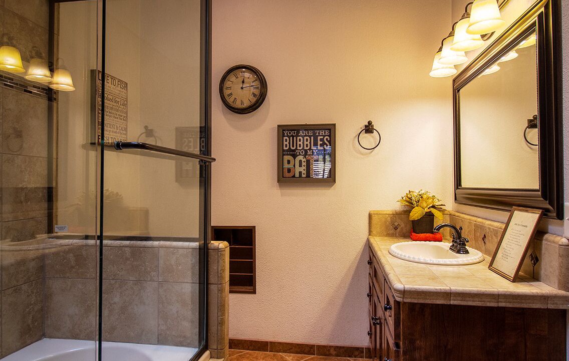 Photo of Bathroom in Groveland