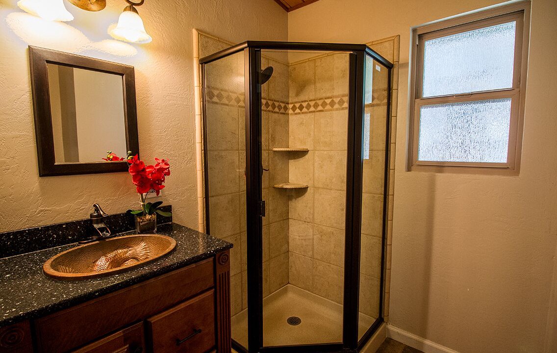 Photo of Bathroom in Groveland
