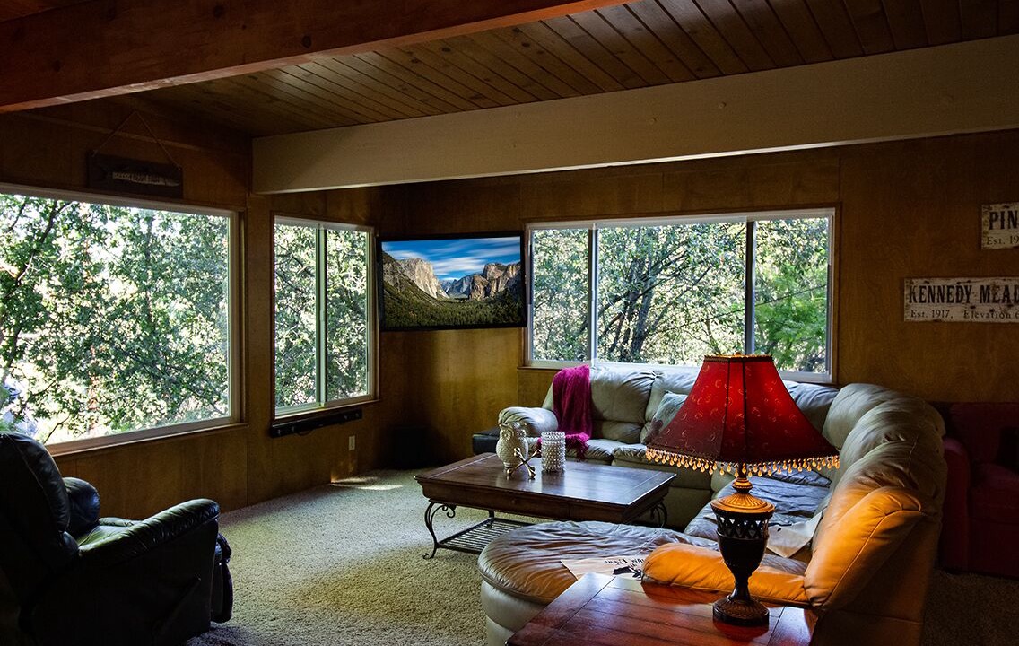 Photo of Livingroom in Groveland
