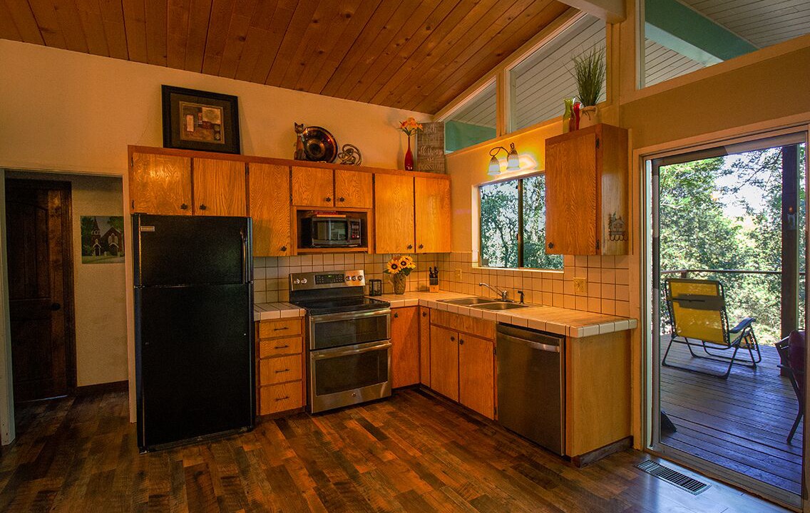 Photo of Kitchen in Groveland