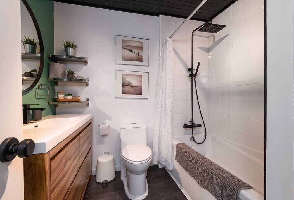 Photo of Bathroom in Saint-Tite-des-Caps