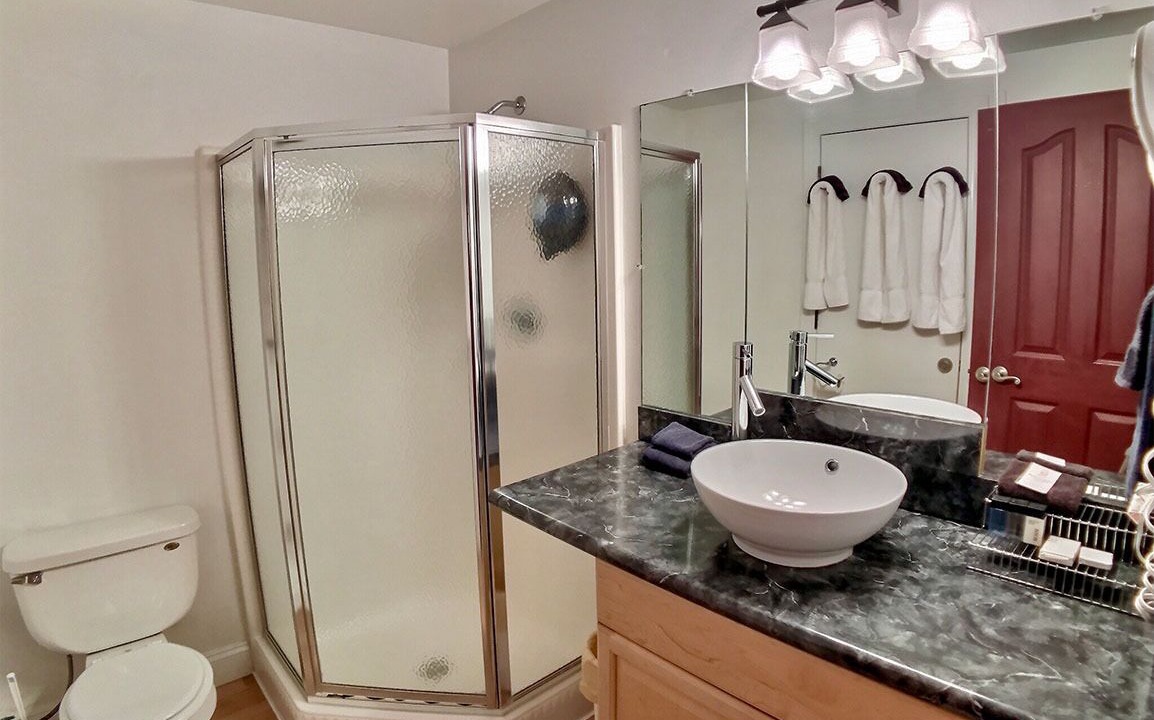 Photo of Bathroom in Eureka Springs