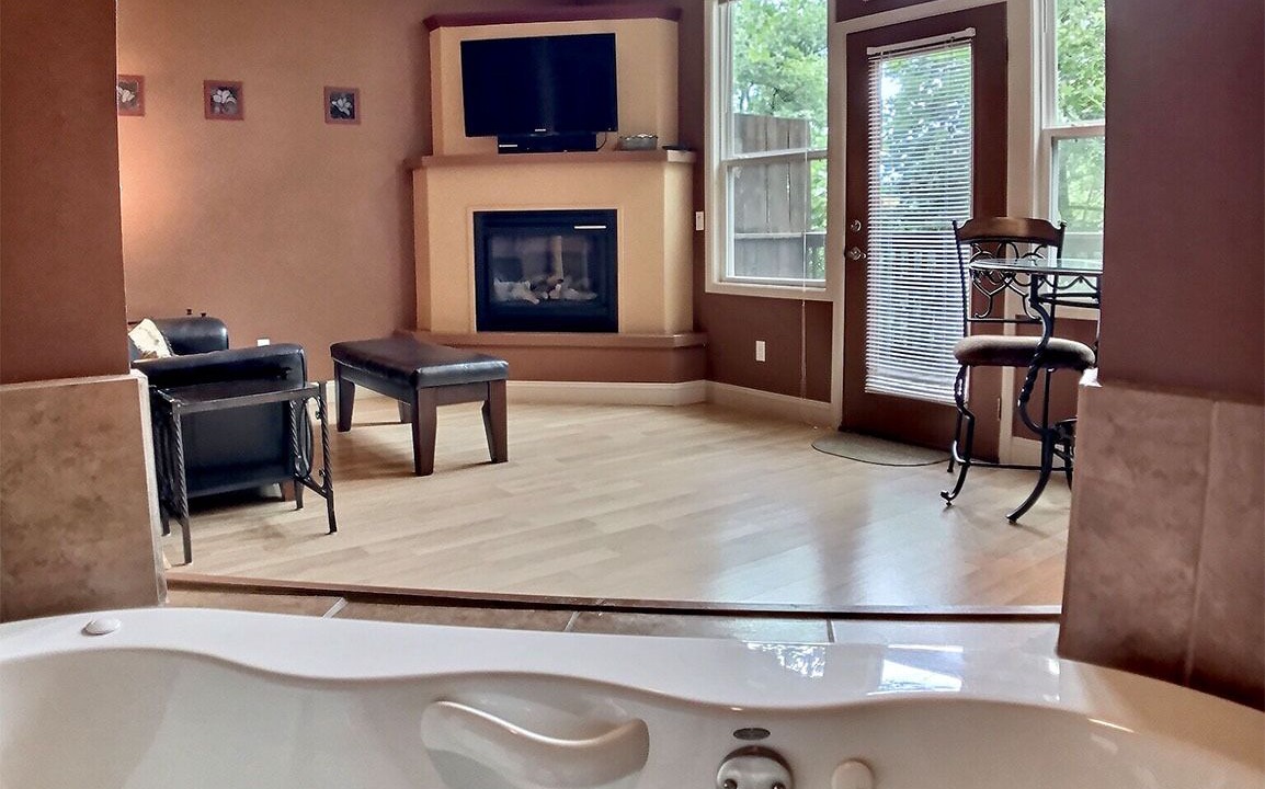 Photo of Livingroom in Eureka Springs