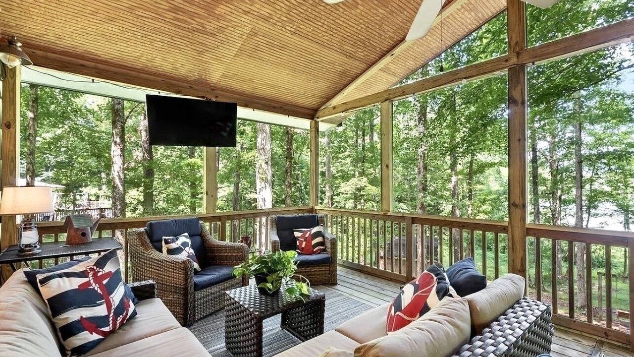 Photo of Livingroom in Groveoak