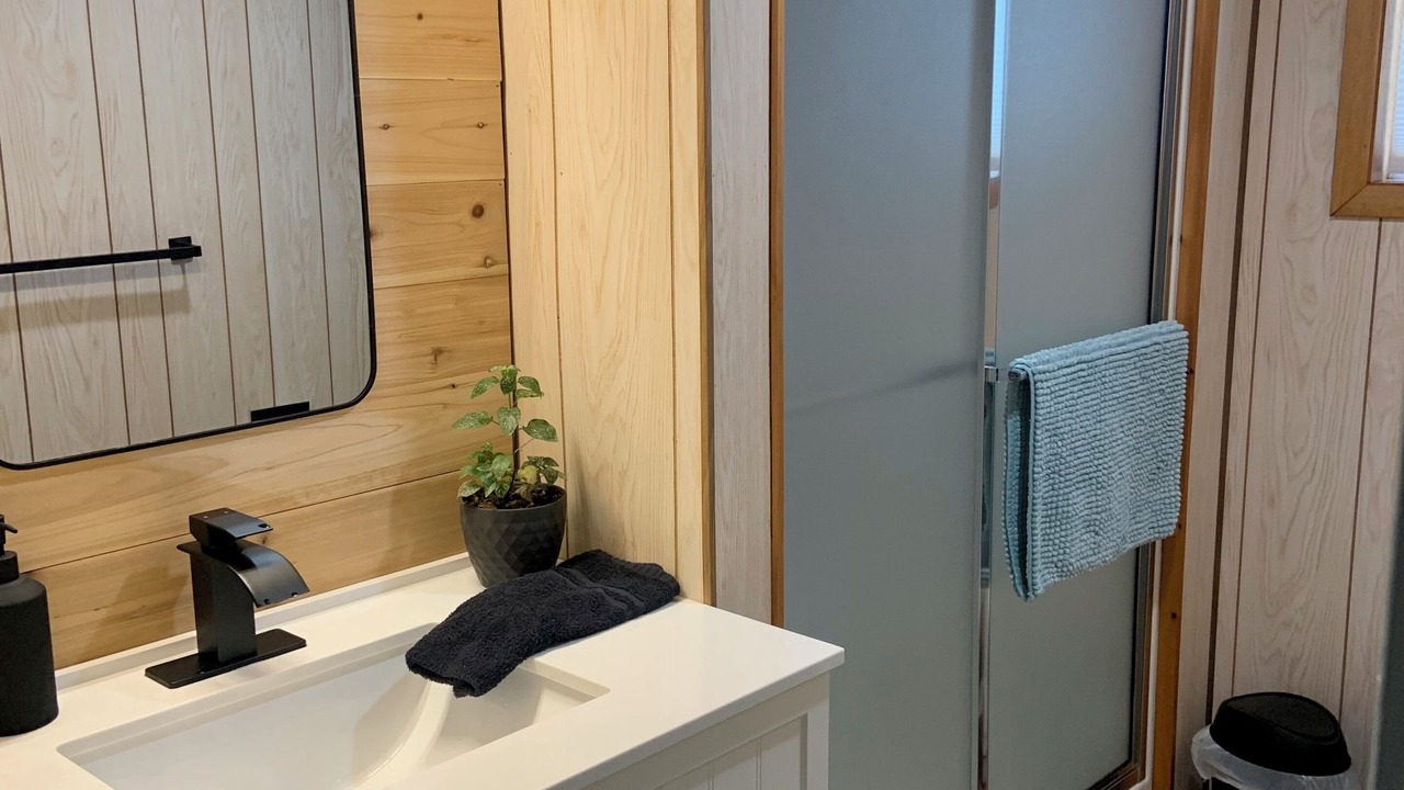 Photo of Bathroom in Hastings Highlands