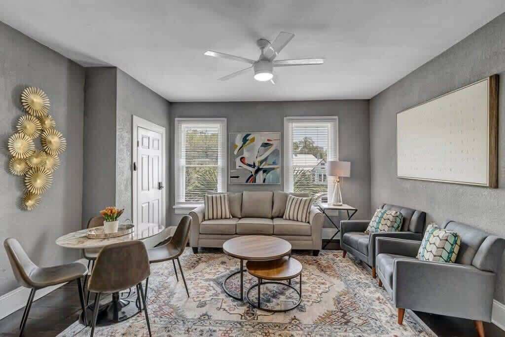 Photo of Livingroom in Springfield