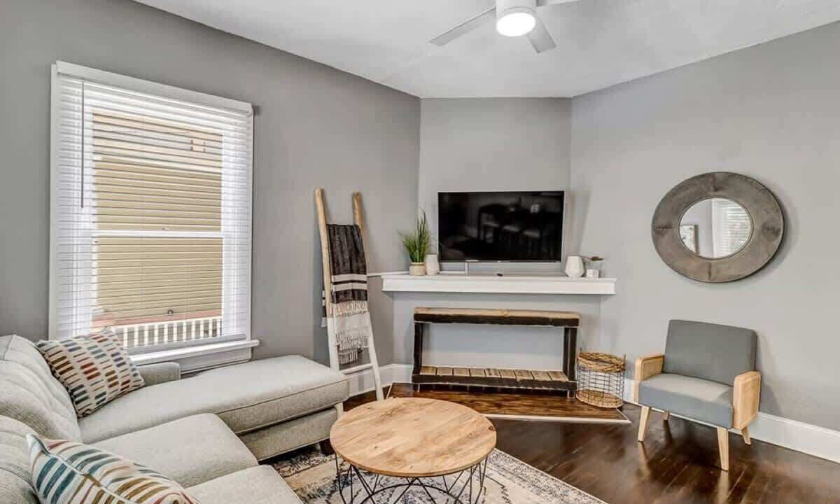 Photo of Livingroom in Springfield