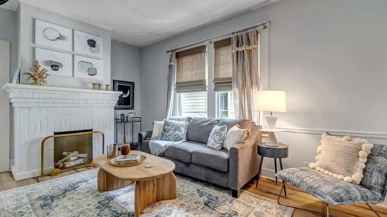 Photo of Livingroom in Urban Core