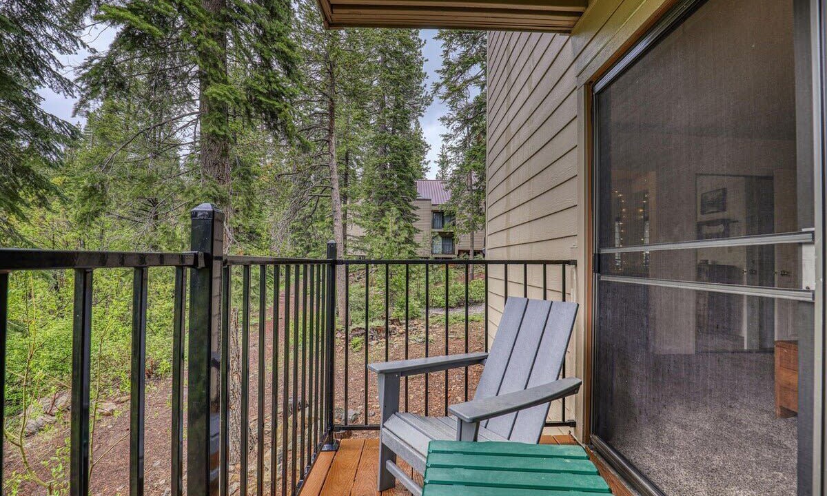 Photo of Patio Balcony in Carnelian Woods