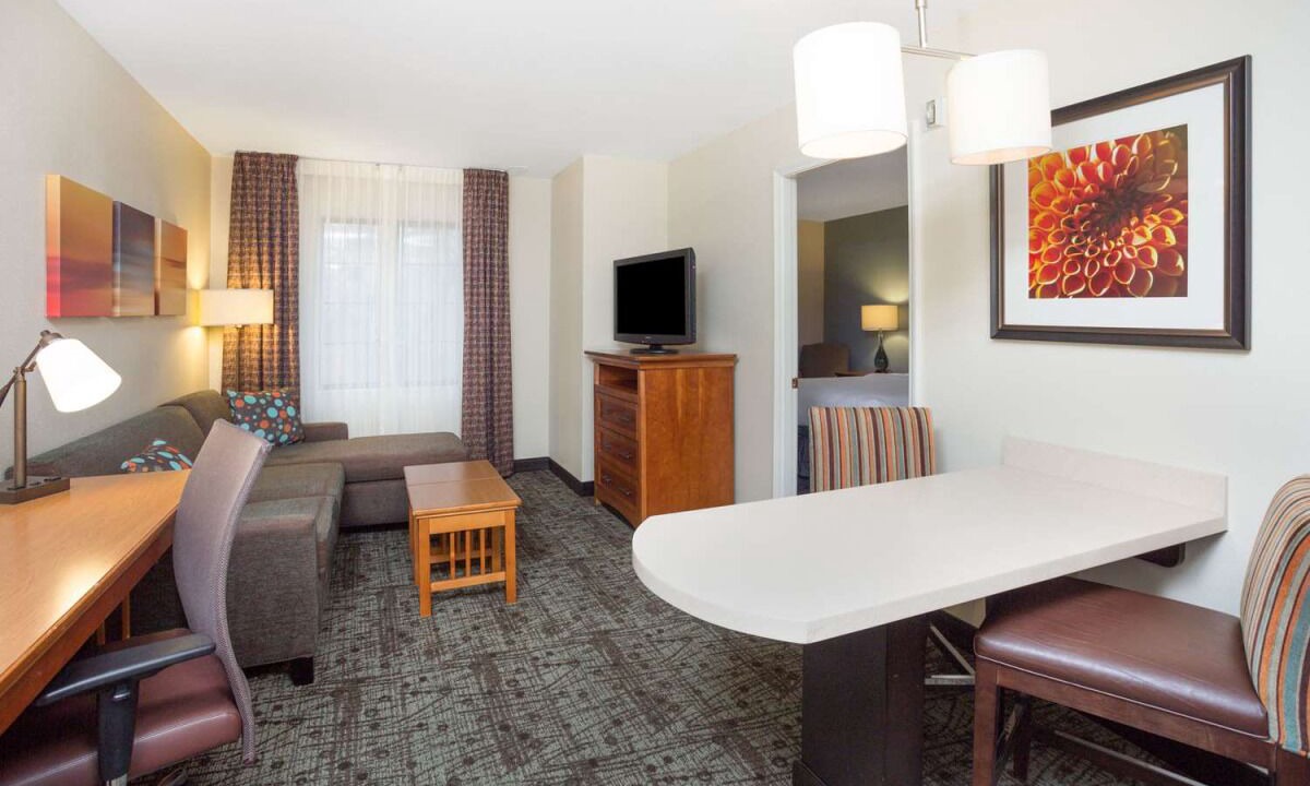 Photo of Livingroom in Dunwoody