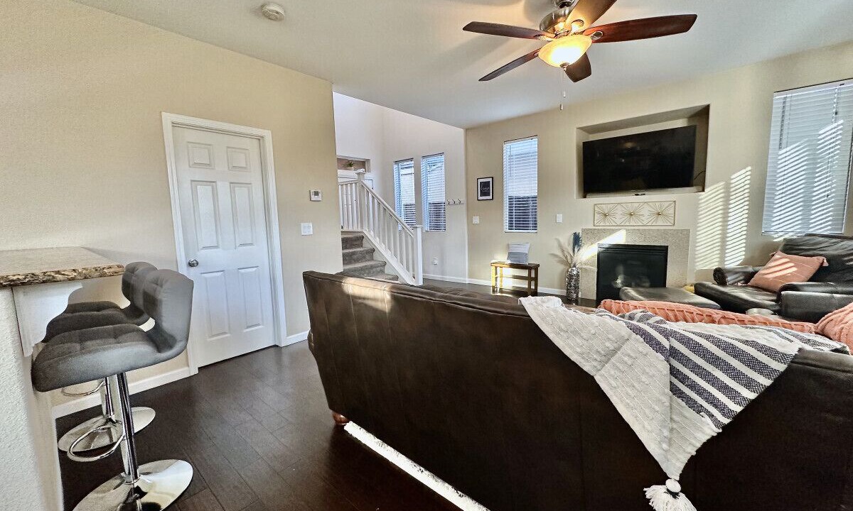 Photo of Livingroom in North Natomas