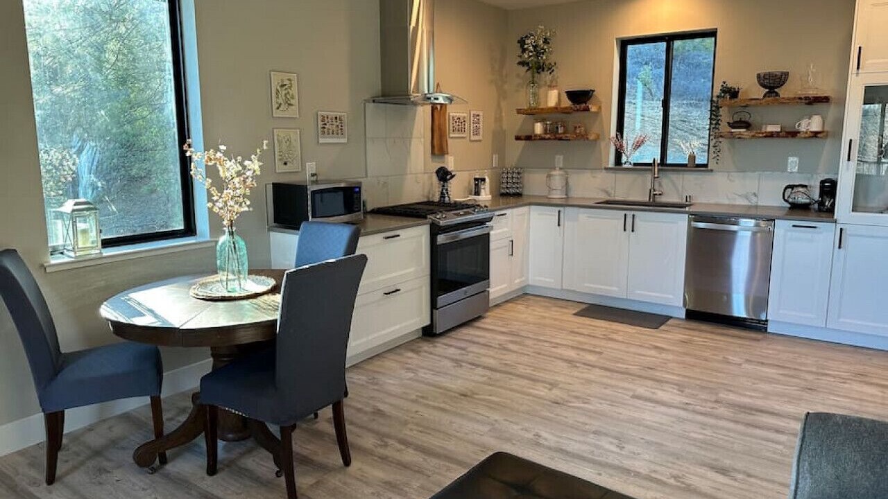 Photo of Kitchen in Apple Hill