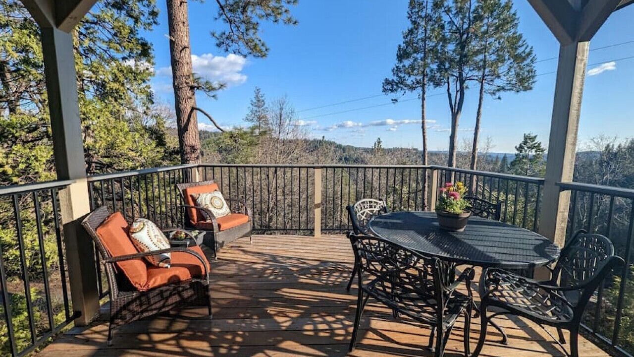 Photo of Outdoor in Apple Hill