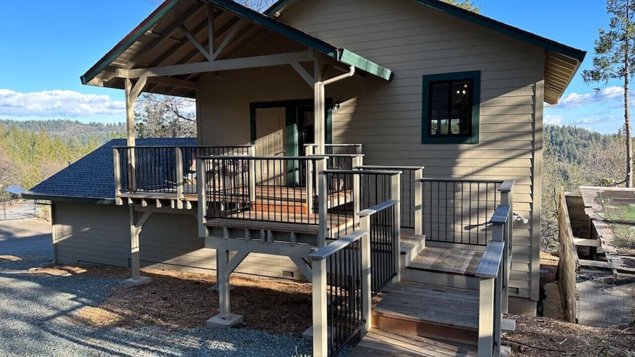 Photo of Patio Balcony in Apple Hill