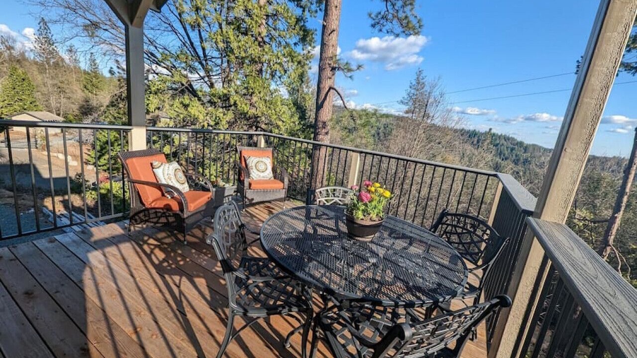 Photo of Outdoor in Apple Hill