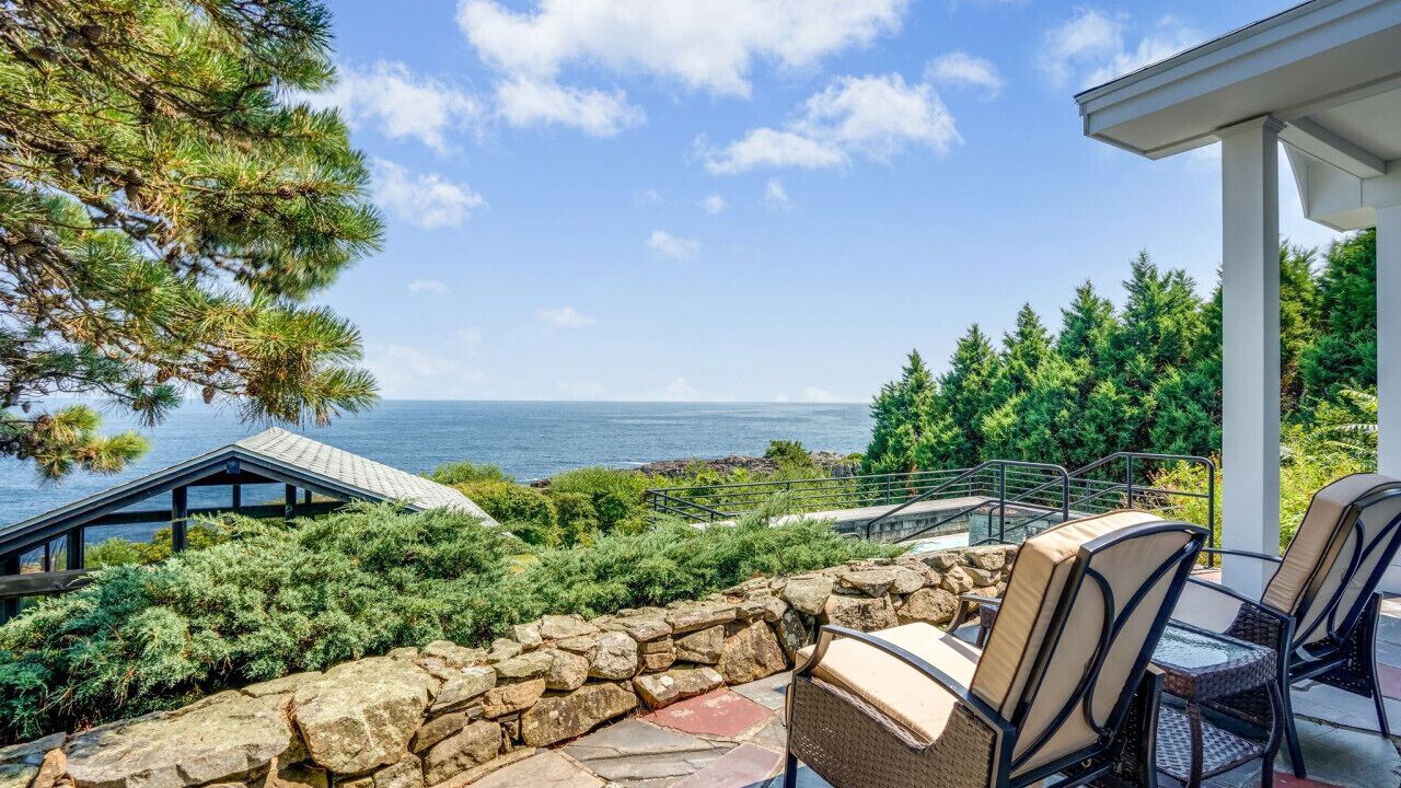 Photo of Patio Balcony in Cape Neddick
