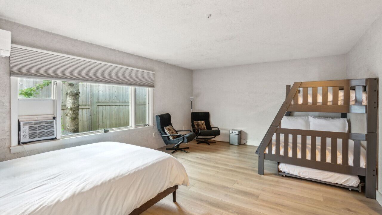 Photo of Bedroom in Cape Neddick