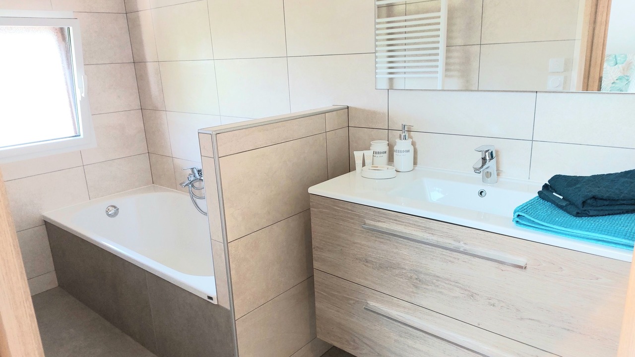 Photo of Bathroom in Villaz