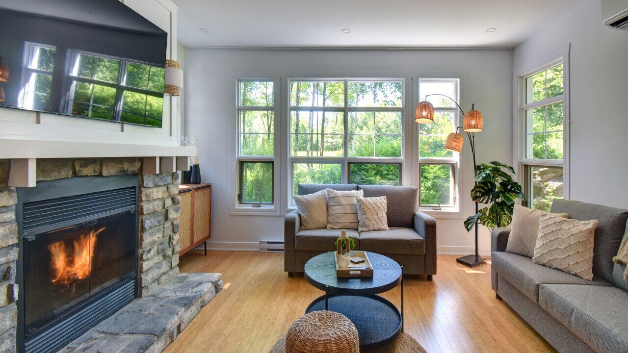 Photo of Livingroom in Tremblant-Les-Eaux
