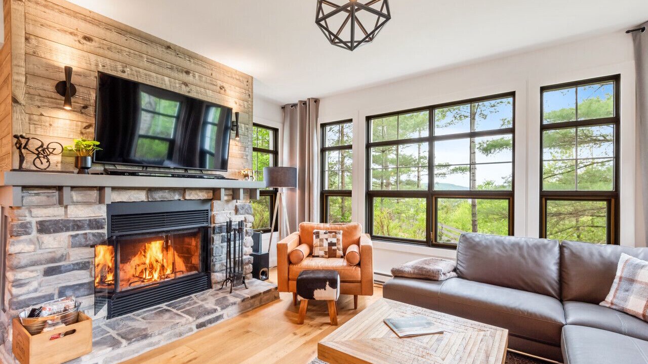 Photo of Livingroom in Tremblant-Les-Eaux