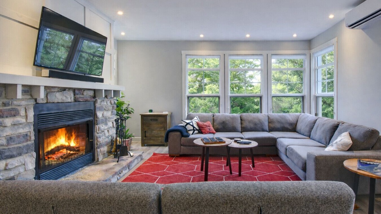 Photo of Livingroom in Tremblant-Les-Eaux