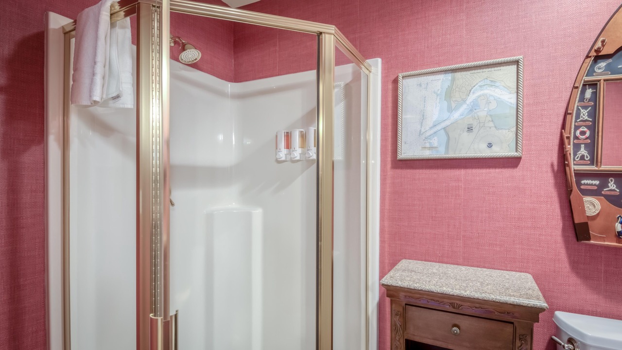 Photo of Bathroom in Historic Bayfront