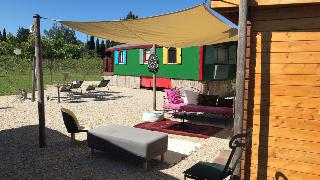 Photo of Patio Balcony in St.-Remy-de-Provence