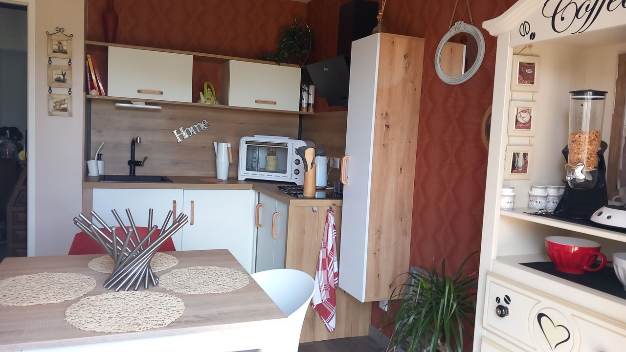 Photo of Kitchen in Perville