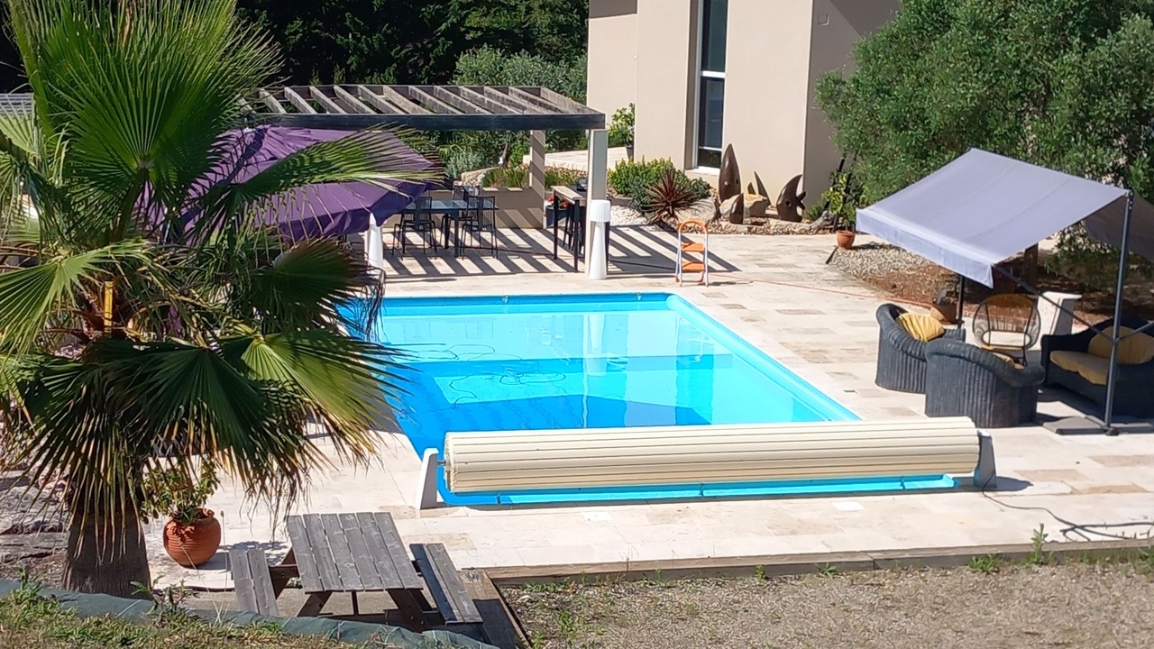 Photo of Outdoor in Perville