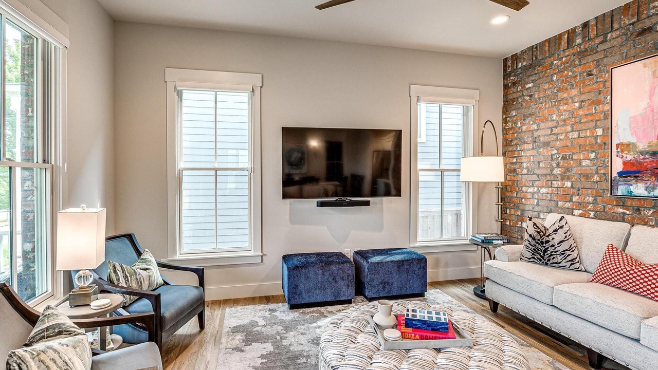 Photo of Livingroom in Carlton Landing