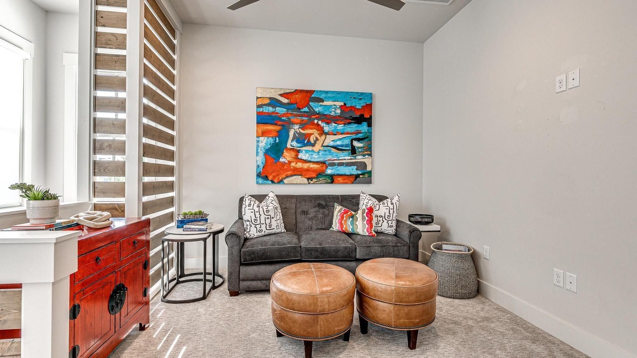 Photo of Livingroom in Carlton Landing